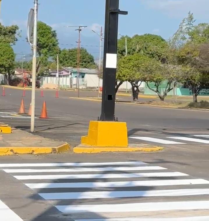 Machiques avanza en la modernización y señalización de la Avenida Arimpia