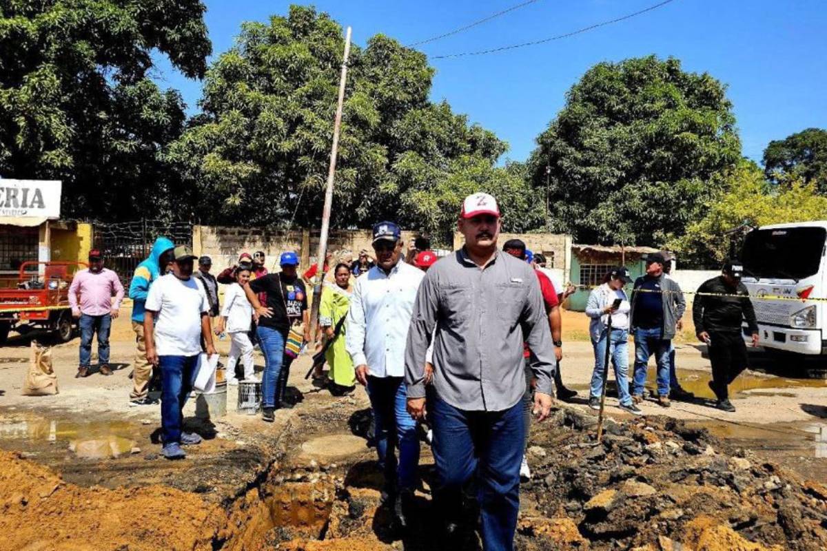Gobernación del Zulia inició sustitución de 916 metros de colector