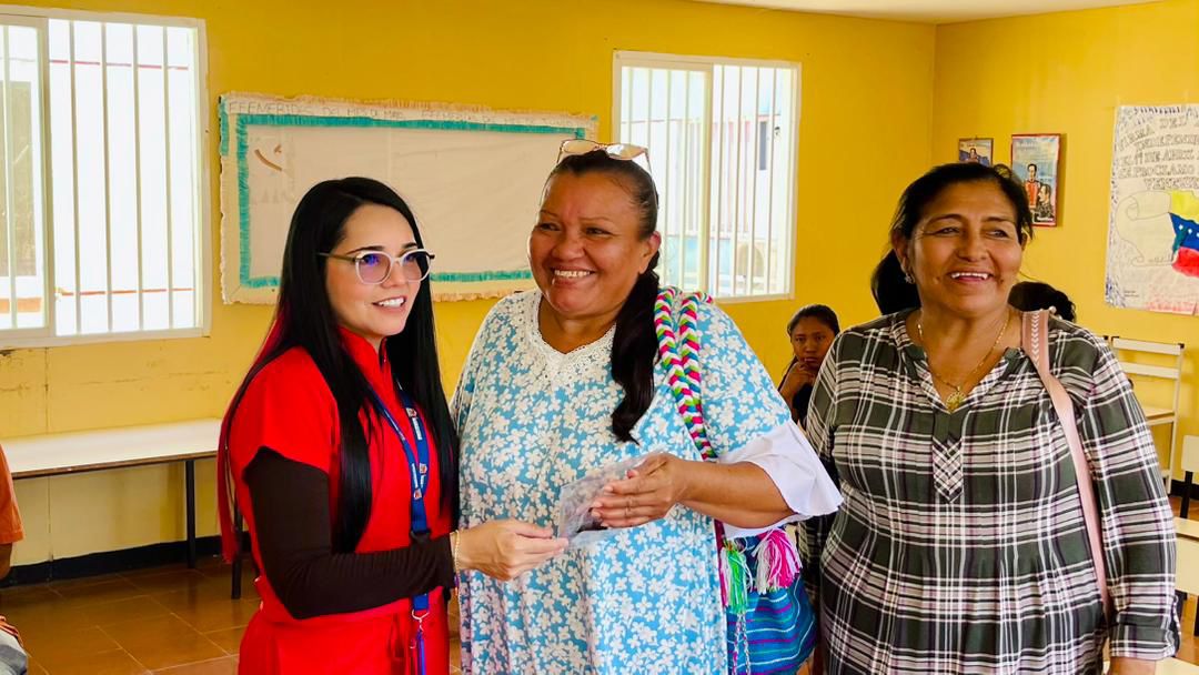 En Maracaibo se ofrece el programa Femme a la mujer