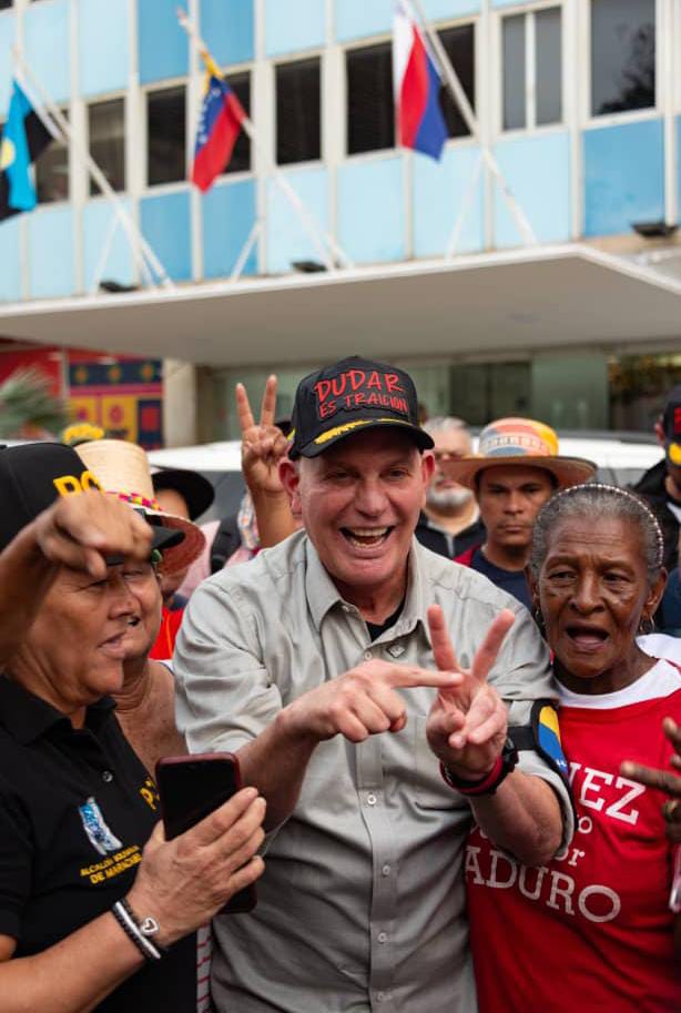 El alcalde Gian Carlo Di Martino, dijo “Maduro y Cilia Flores se erigen como símbolos antiimperialistas, más firmes que nunca”