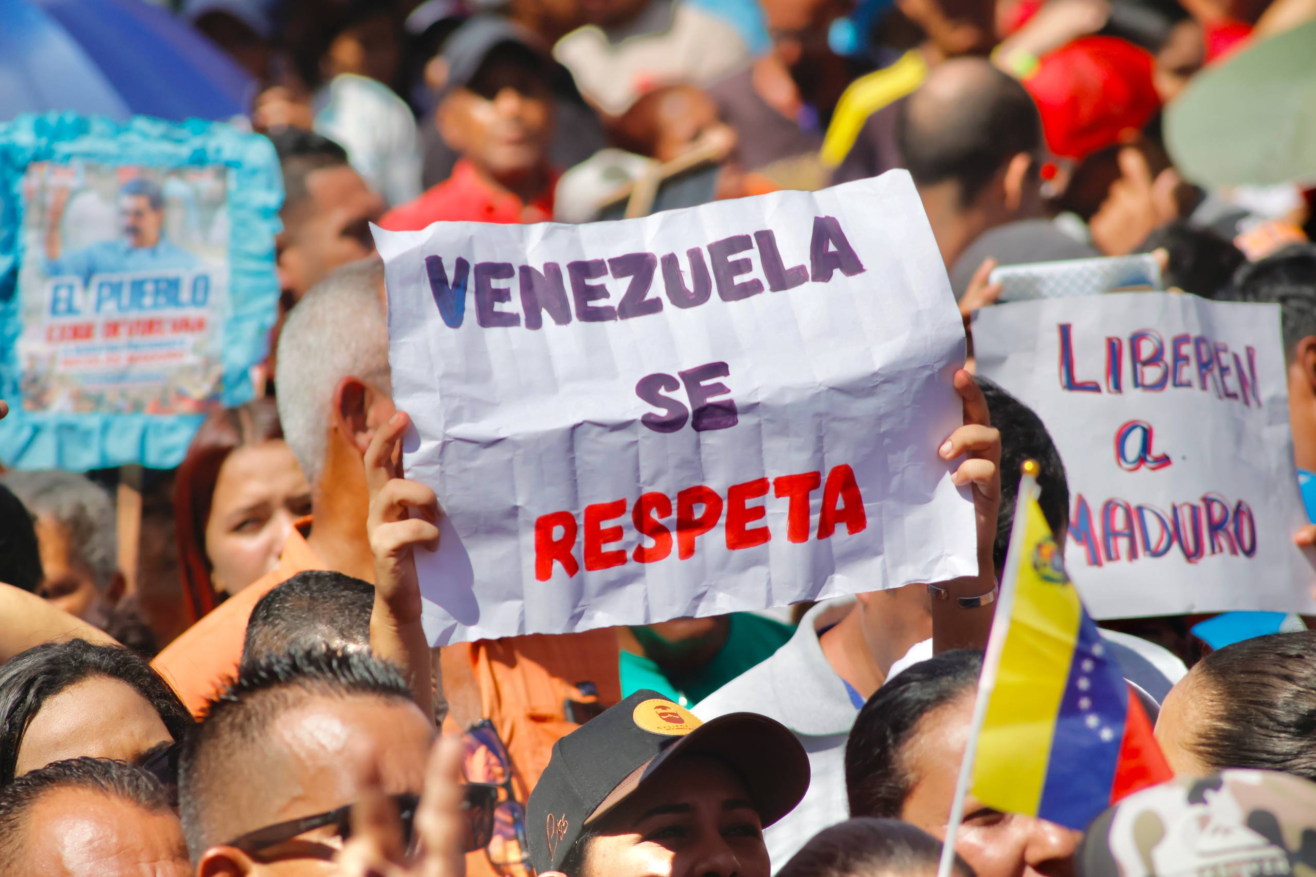 Pueblo de Cumaná marchó en defensa del Presidente Nicolás Maduro y la ...