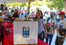Cientos de cartas de amor del Pueblo marabino para el presidente Maduro y Cilia Flores