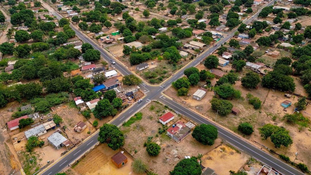5Kilómetros rehabilitados del corredor Las Peonías en el estado Zulia