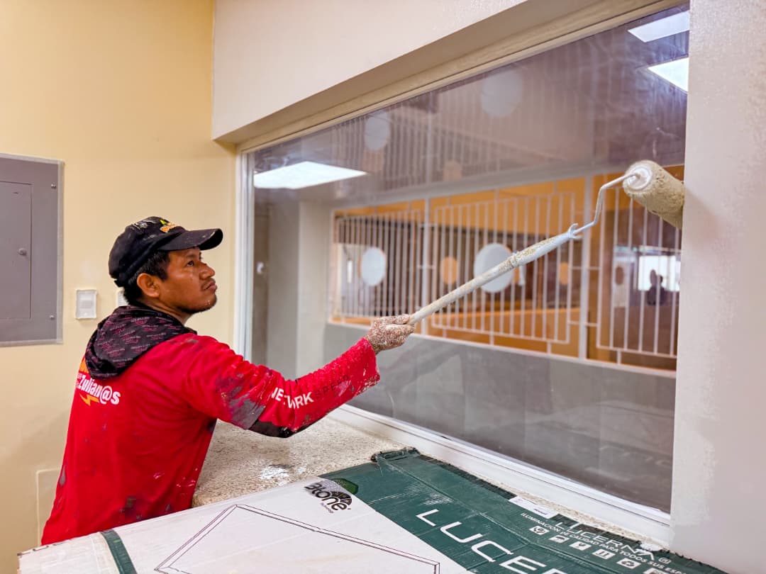 Gobernador del Zulia supervisa trabajos en hospital General del Sur 