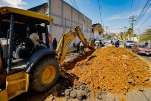 Gobernación del Zulia e Hidrolago inician sustitución de colectores