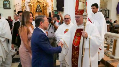 Gobernador Lacava acompañó misa solemne por 471º aniversario de Valencia