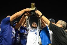 Yadier Molina pactó contrato multianual con los Navegantes del Magallanes.