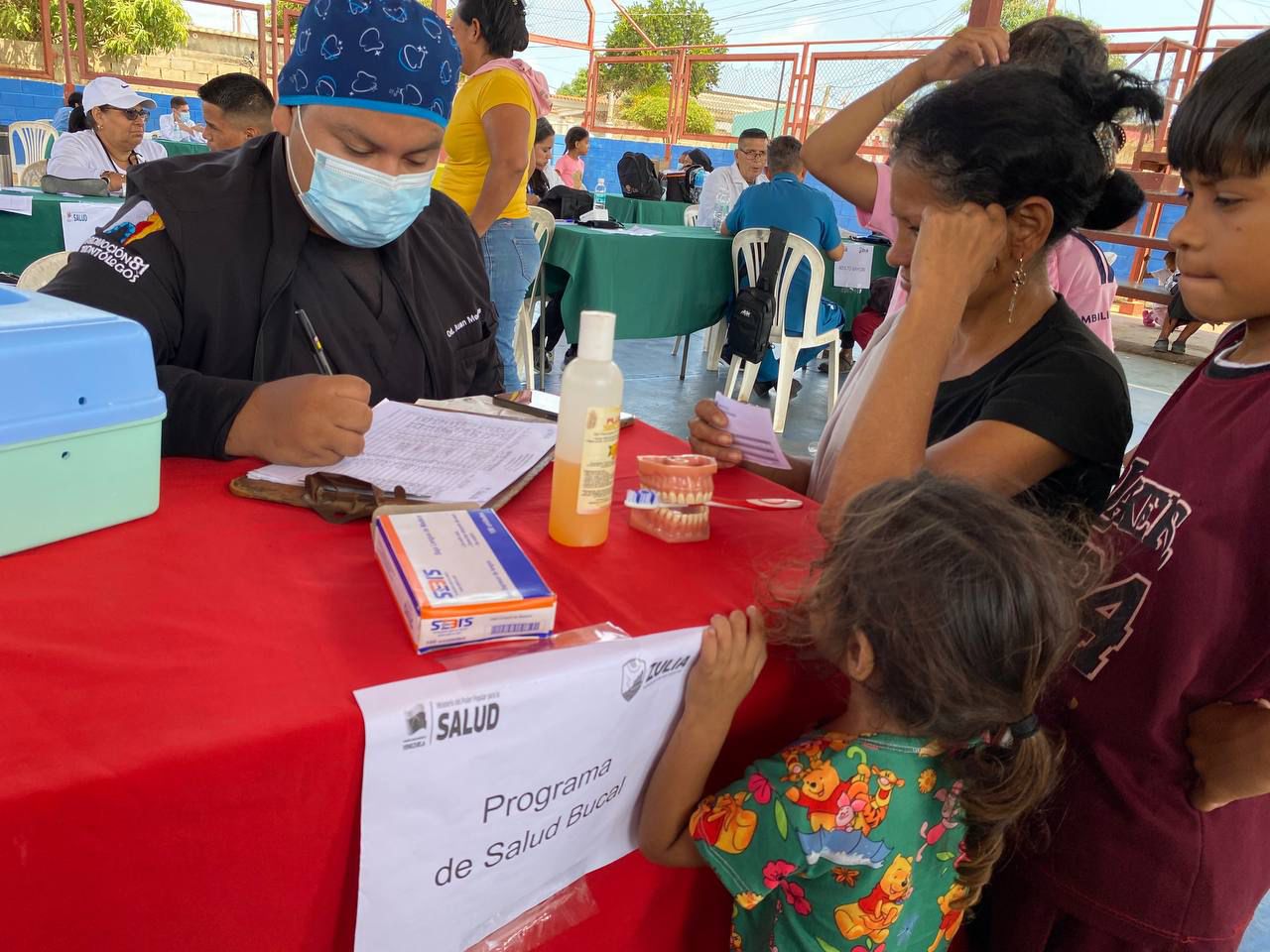 Jornada de salud integral benefició a más de 700 personas en la comunidad Las Lomas del municipio Mara