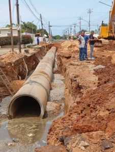 Sustituyen tuberías de aguas pluviales en el sector Buena Vista de Cabimas