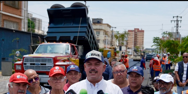 Supervisan el avance de los trabajos del Boulevard Avenida 11 de Maracaibo