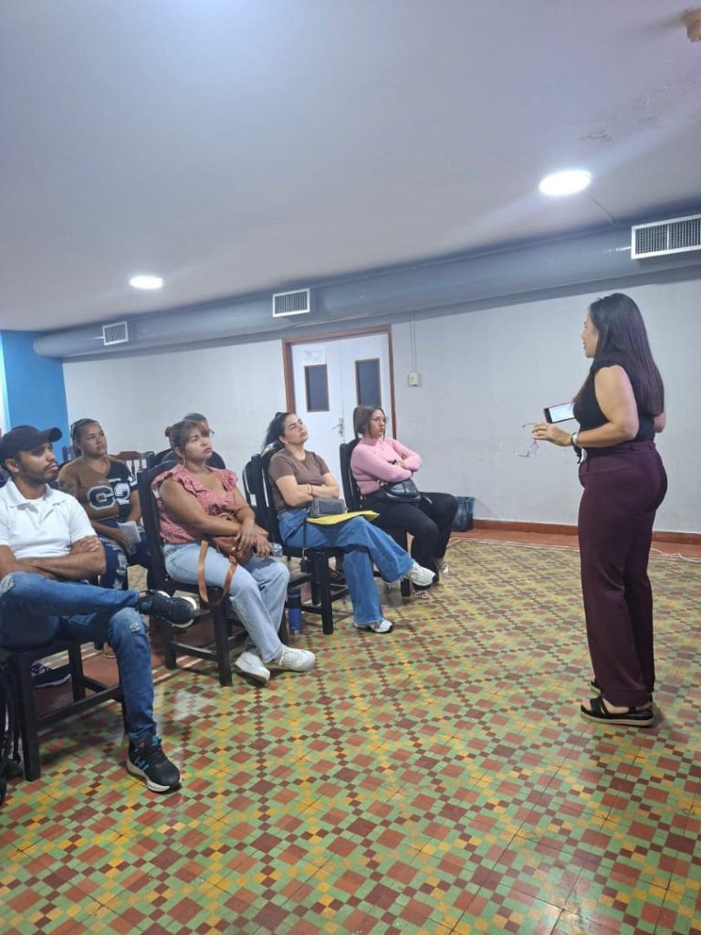 FUNDANIS y la Organización Venezolana de Autismo dictaron charla informativa en Maracaibo