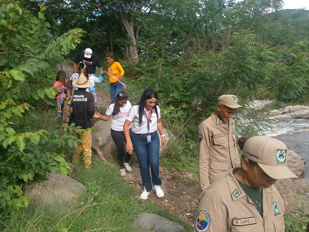 Autoridades de Turismo del Zulia inspeccionan balneario Río Kunana para impulsar su desarrollo