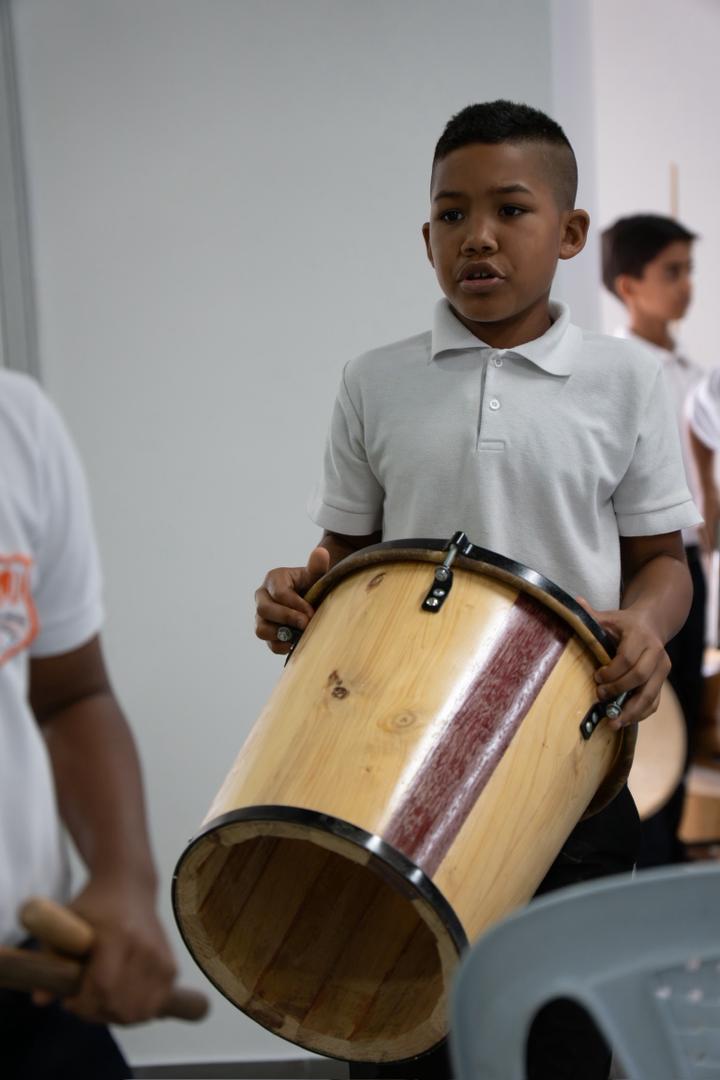 Fundación Nacional de la Gaita dota de instrumentos a agrupaciones de la Costa Oriental del Lago