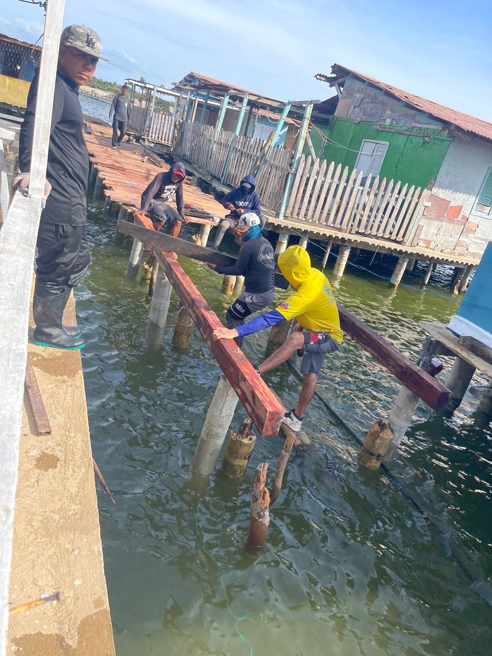 Rehabilitación de caminerías en Palafitos de Santa Rosa de Agua en Maracaibo alcanza 40% de avance