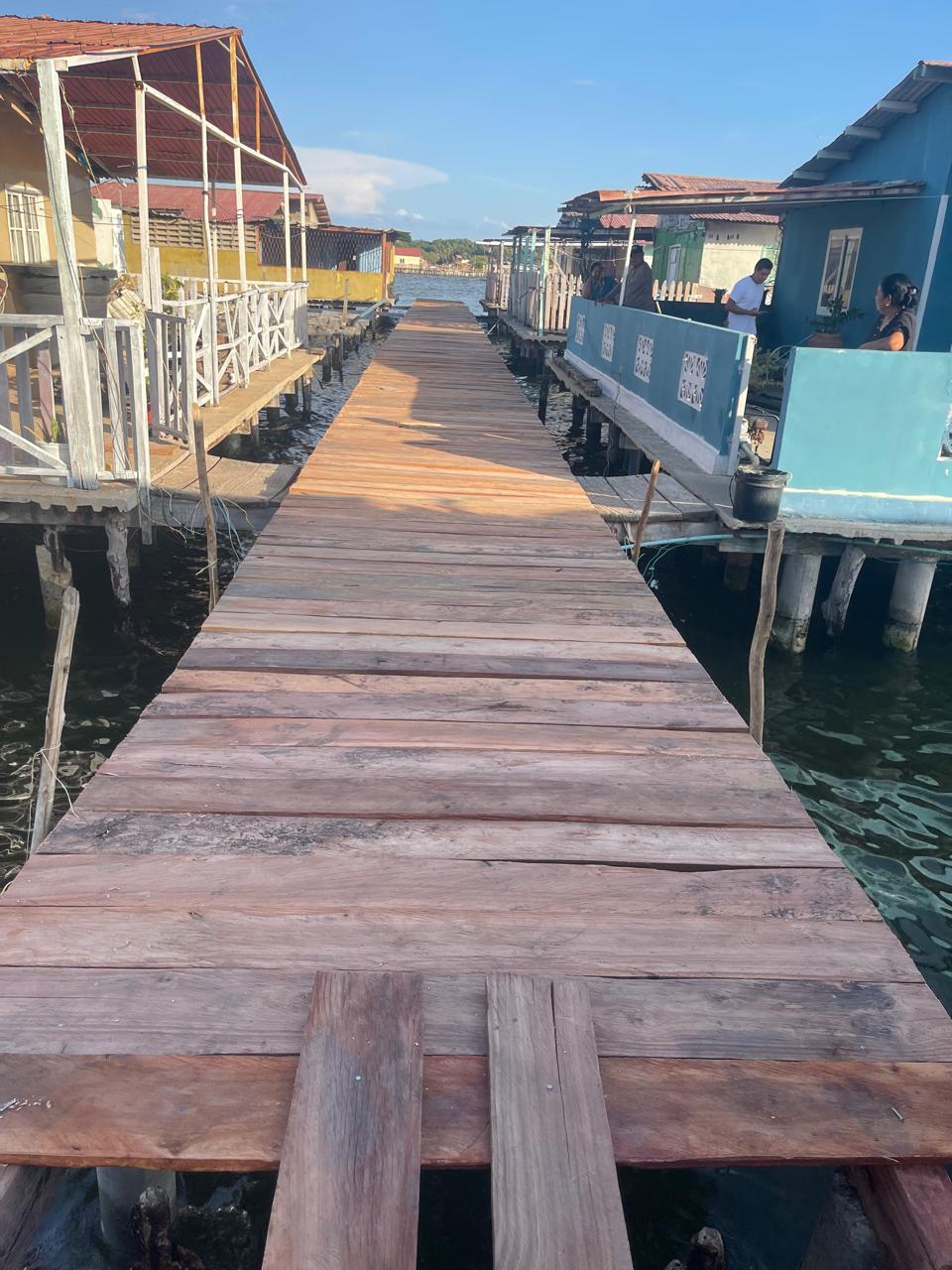 Rehabilitación de caminerías en Palafitos de Santa Rosa de Agua en Maracaibo alcanza 40% de avance