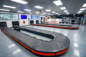 Ministra Jacqueline Farías inspeccionó trabajos de reacondicionamiento del Aeropuerto La Chinita en Maracaibo