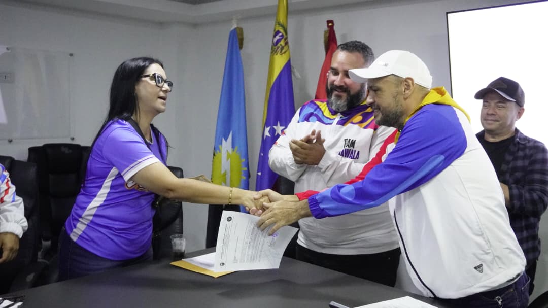 Financian visas americanas para equipo de Pequeñas Ligas de Béisbol de San Francisco en el Zulia