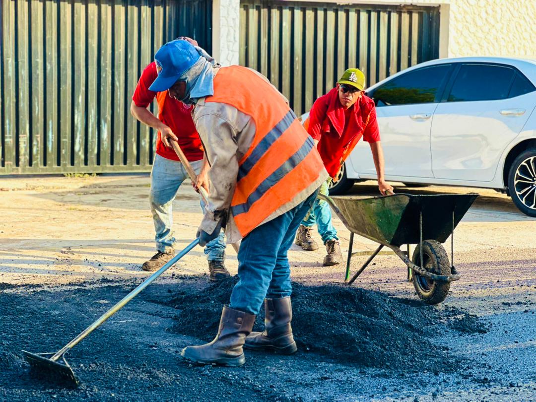 Plan Estadal de Asfaltado en avenidas de Maracaibo