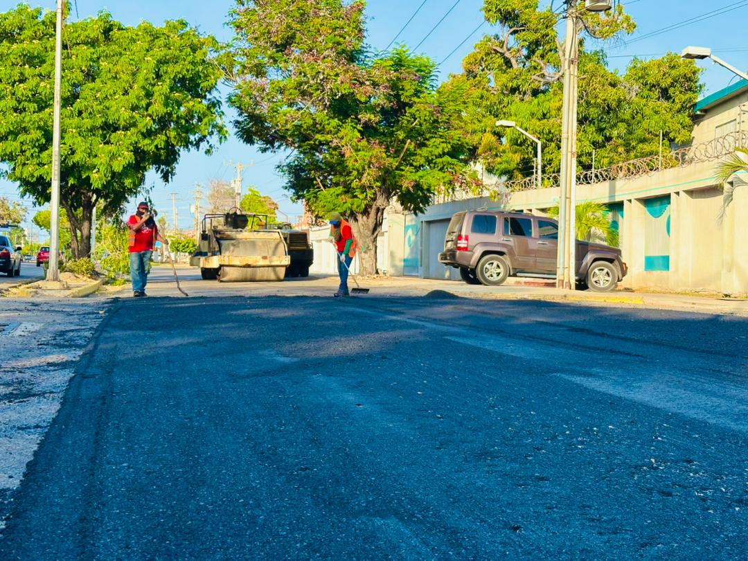 Plan Estadal de Asfaltado en avenidas de Maracaibo