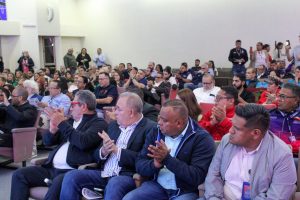Alcalde Giancarlo Di Martino sostiene encuentro empresarial en Maracaibo y estimula la inversión privada