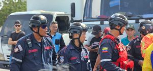 Bomberos de San Francisco en el estado Zulia salen rumbo a la zona central del país
