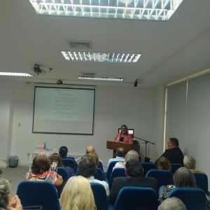 En la Biblioteca Pública del estado Zulia María Calcaño se realizó el Foro Informativo “El Alcoholismo como Problema de Salud Pública”