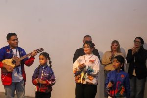 Alcaldía de Maracaibo homenajeó a escuelas que brillaron en el Festival Nacional de Gaitas