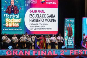 Las escuelas de gaita "Astolfo Romero" y "Heriberto Molina" se coronan en el Teatro Baralt