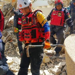 Gobierno municipal de Cabimas envía equipo de rescate de élite al estado La Guaira