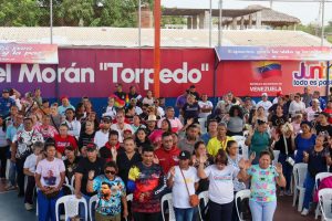 Maracaibo: Despliegan tercera fase de la Botica Comunal para asistir afectados por el sismo