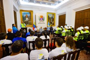 Gobernación del Zulia envía a La Guaira primera brigada técnica de 90 profesionales para sumarse a los planes de reconstrucción
