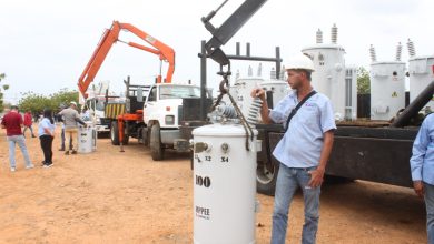 Gobierno Bolivariano fortalece sistema eléctrico en el municipio San Francisco con la entrega de 40 transformadores