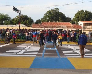 Inaugurado segundo paso peatonal en la avenida La Limpia frente a Galerías Mall en Maracaibo