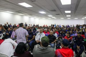 Alcaldía Bolivariana de Maracaibo promueve uso eficiente de la energía y el agua