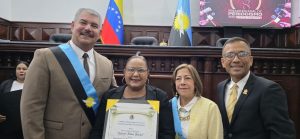 Condecoran a periodistas con el premio "Antonio Núñez Rovira"