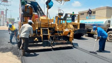 En el Zulia la Alcaldía de Miranda ejecuta trabajos de asfaltado en la Avenida Valmore Rodríguez