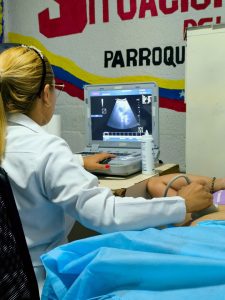 Jornada social beneficia a más de 500 familias sanfranciscanas en el sector Mucubají