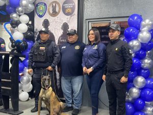 Alcalde Héctor Soto fortalece las unidades especiales de Polisur con reactivación del patrullaje lacustre y comando de la unidad canina