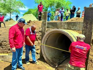 Gobernación ejecuta trabajos de rehabilitación de la troncal 3 del municipio Miranda en el tramo Falcón-Zulia