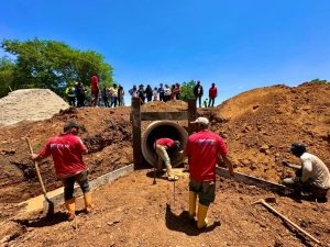 Gobernación ejecuta trabajos de rehabilitación de la troncal 3 del municipio Miranda en el tramo Falcón-Zulia