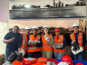 Realizan dotación de equipos de protección al Instituto Público de Gas Santa Rita en la Costa Oriental del Lago del estado Zulia