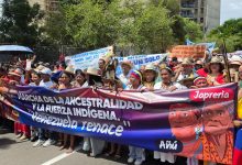 Gobernador declara al Zulia como estado multicultural, realiza anuncios y entrega financiamiento a comunas indígenas