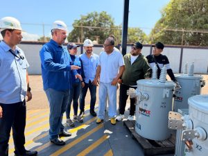 Gobernador del Zulia Luis Caldera entrega de 538 transformadores