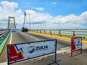 Gobernador Caldera inspecciona inicio de trabajos de reconstrucción del sistema de iluminación del Puente General Rafael Urdaneta