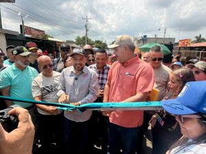 Gobierno Bolivariano rehabilita 2,4 kilómetros de vialidad en la parroquia El Bajo del municipio San Francisco