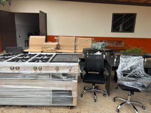 Primera Dama del Zulia entrega equipamiento al centro psiquiátrico "La Sierrita"
