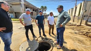Gobernación del Zulia sustituye 120 metros de colector de aguas servidas en el corredor vial Amparo del municipio Maracaibo